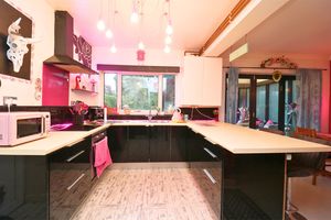 Photo 10- click for photo gallery